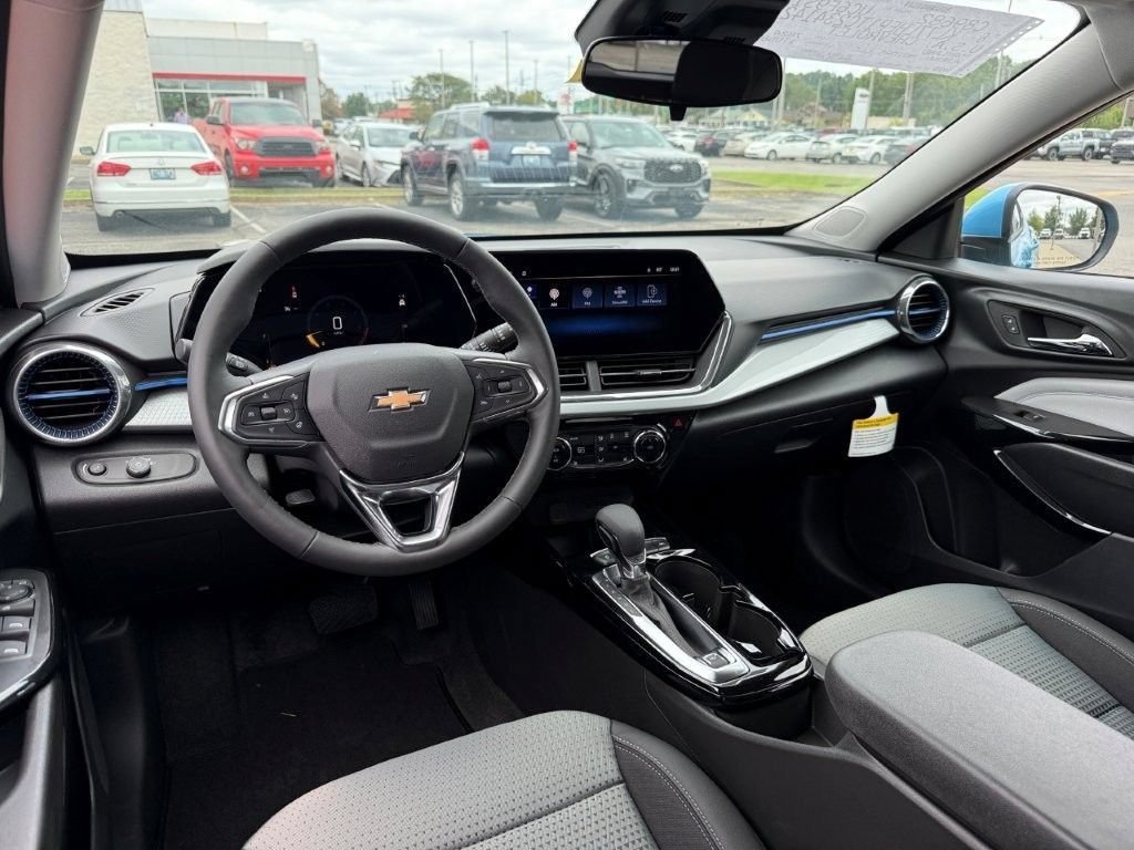 2026 Chevrolet Trax LT - Photo 13