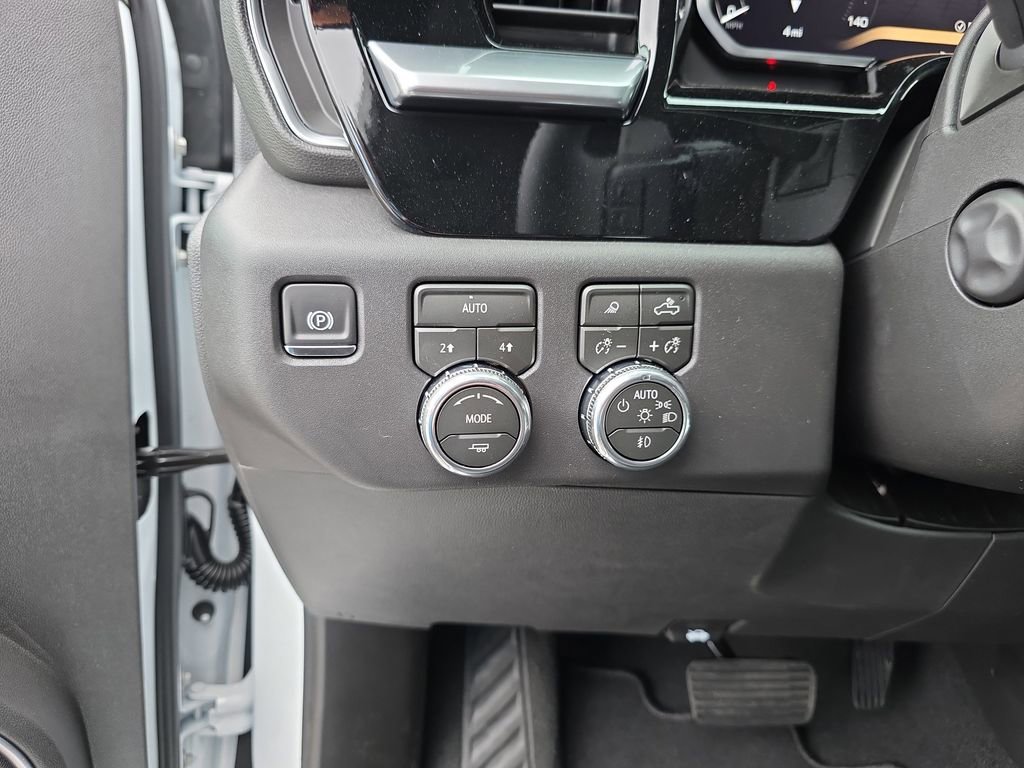 New 2026 Summit White GMC SLT image 21