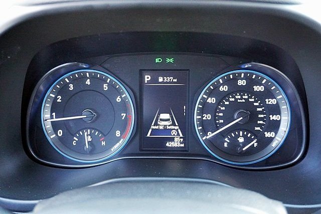 Used 2023 Gray Hyundai SEL image 28