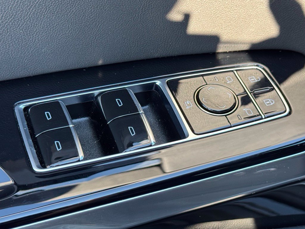 Used 2025 Black Cadillac Sport image 19
