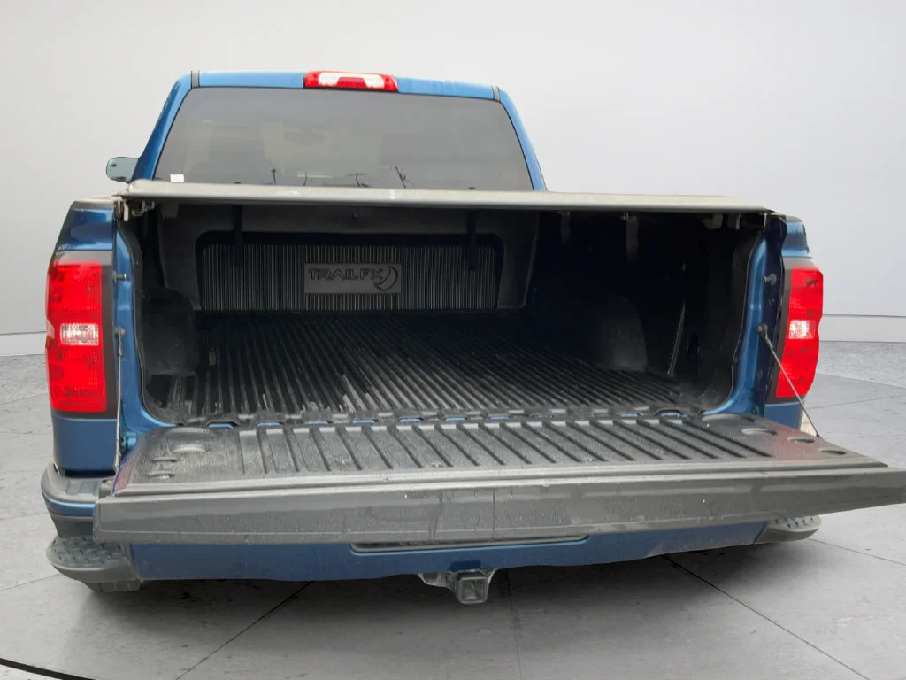 2017 Chevrolet Silverado 1500 LT Z71 - Photo 18