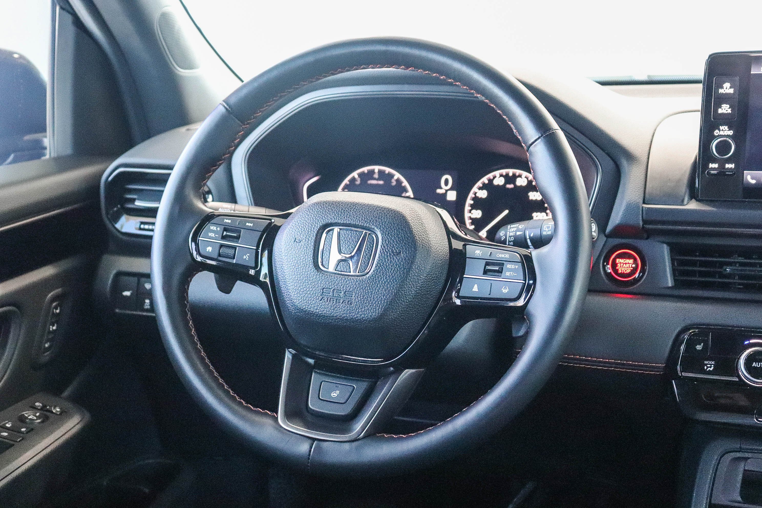 Certified Used 2025 Crystal Black Pearl Honda TrailSport image 18