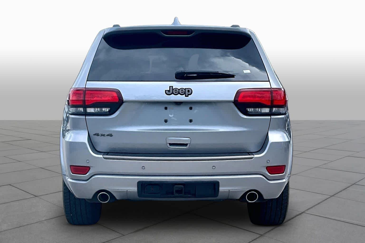 Used 2017 Billet Silver Metallic Clearcoat Jeep Limited 75th Anniversary Edition image 5