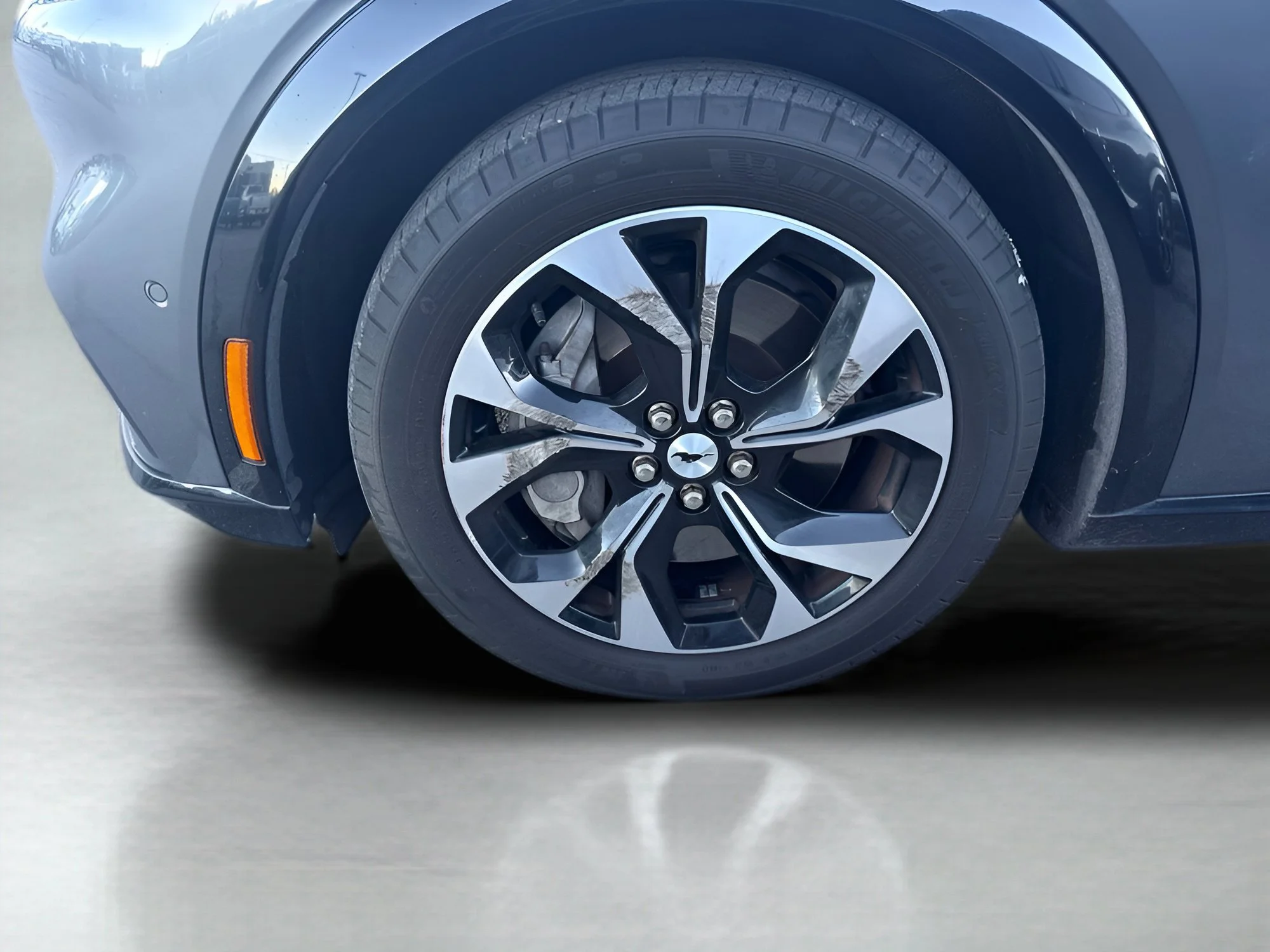 Certified Used 2023 Gray Metallic Ford Premium image 9