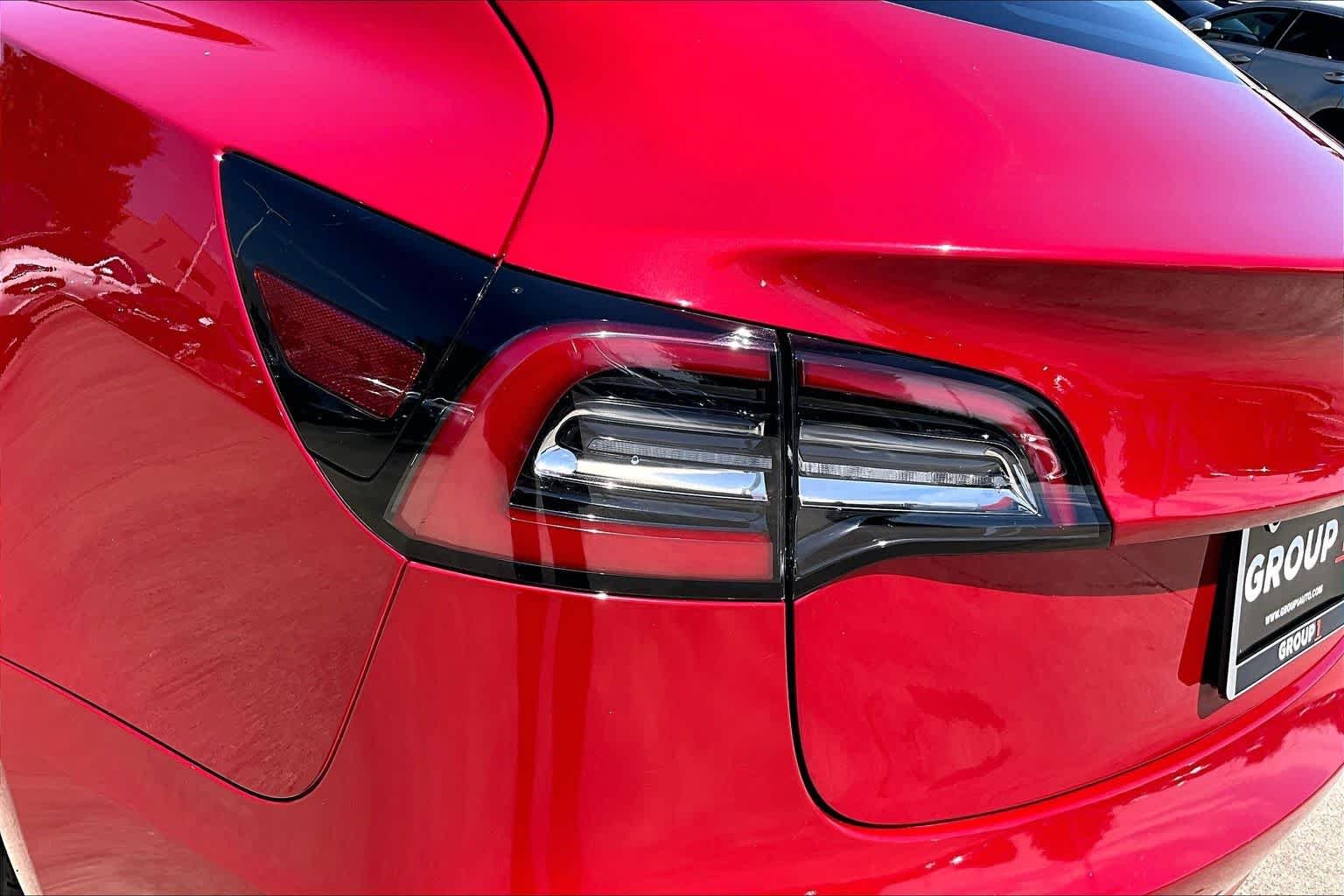 Used 2020 Red Multi-Coat Tesla Standard Range Plus image 25