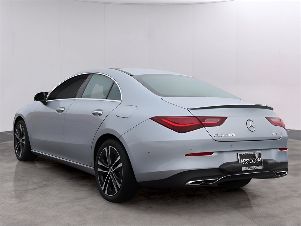 2025 Mercedes Benz CLA 250 4MATIC photo 3
