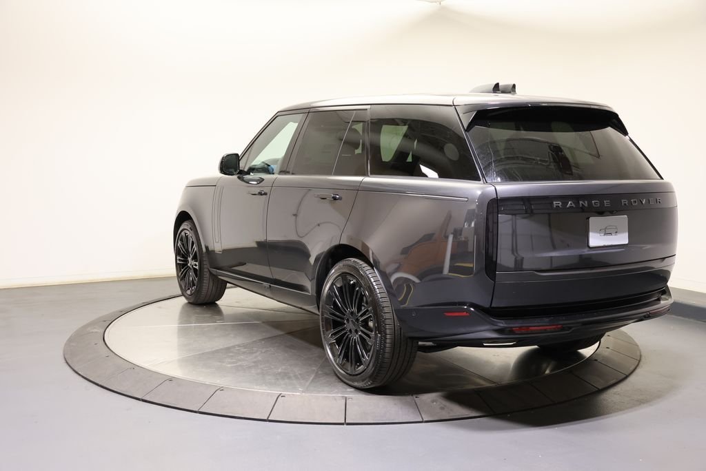 New 2026 Carpathian Grey LAND ROVER SE image 3