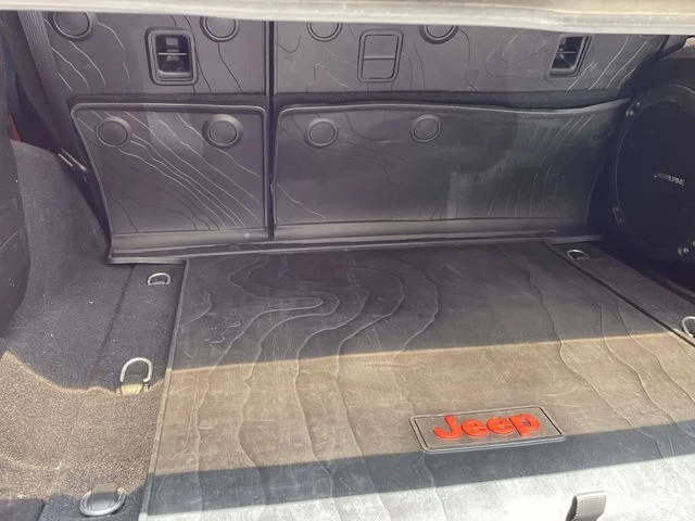 Certified Used 2018 Firecracker Red Clearcoat Jeep Unlimited Rubicon image 21