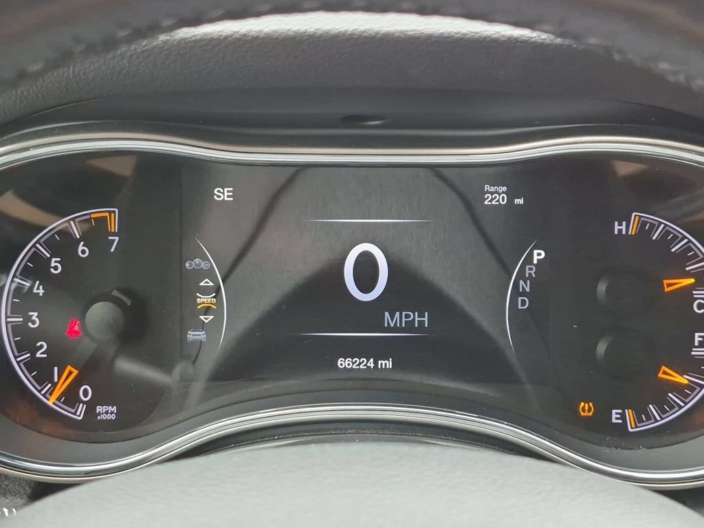 Used 2021 White Jeep Laredo X image 15