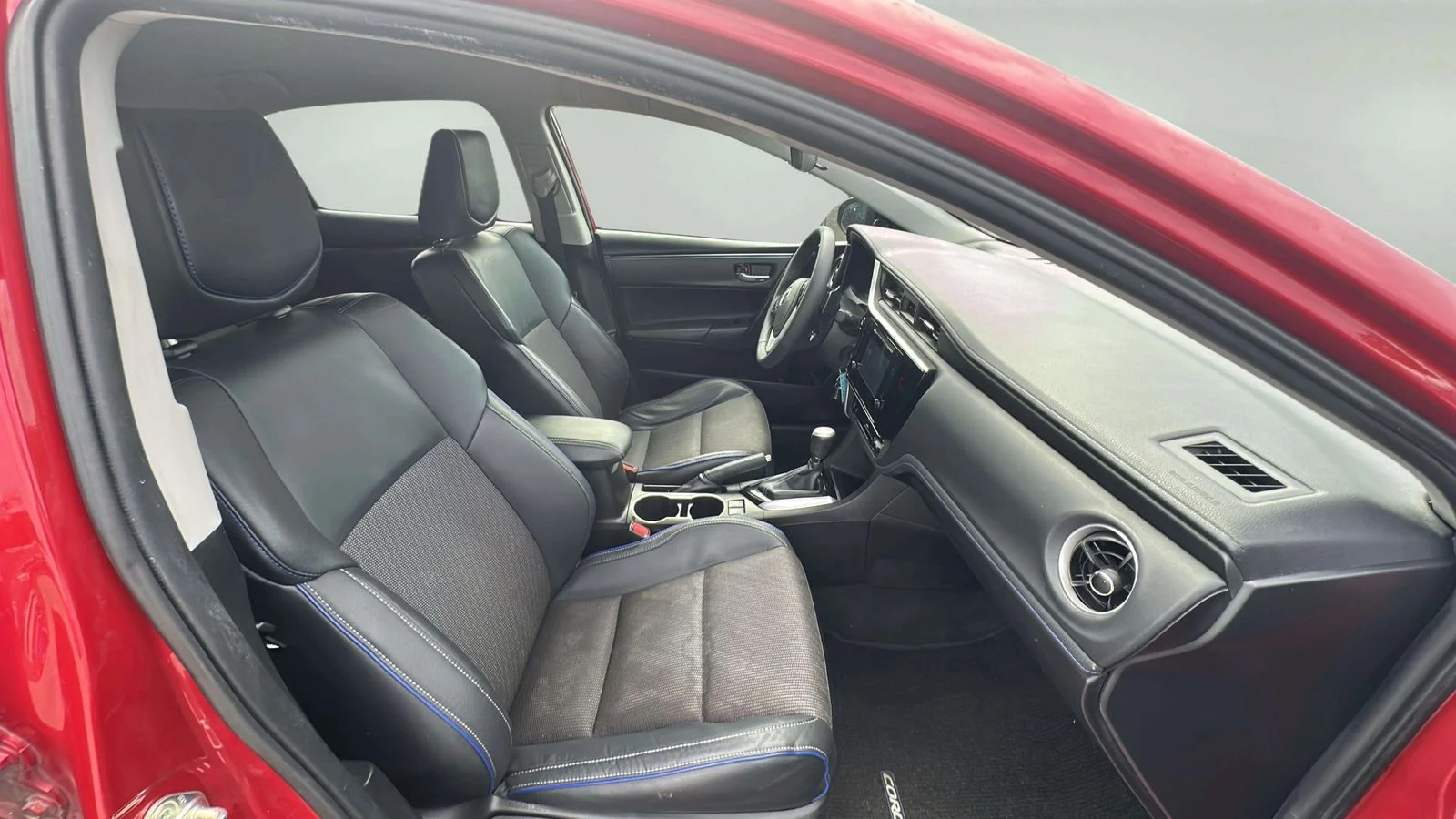 Used 2018 Red Toyota SE image 15