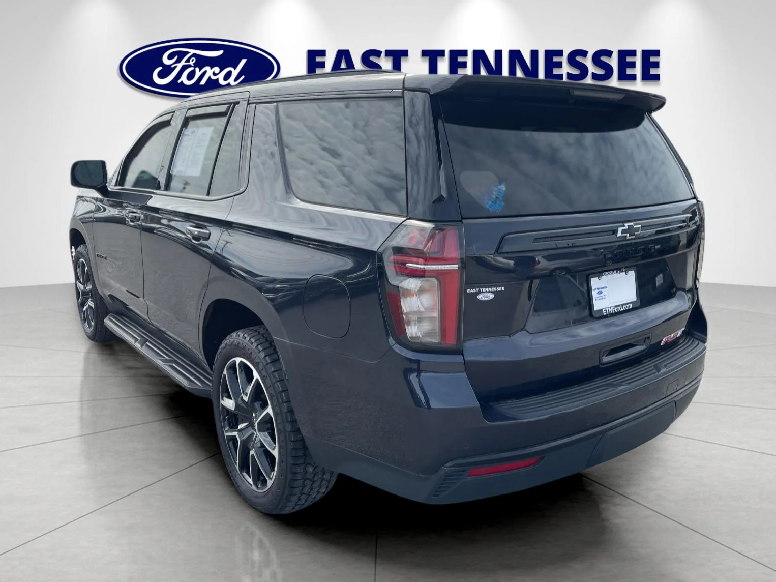 Used 2023 Gray Chevrolet RST image 5