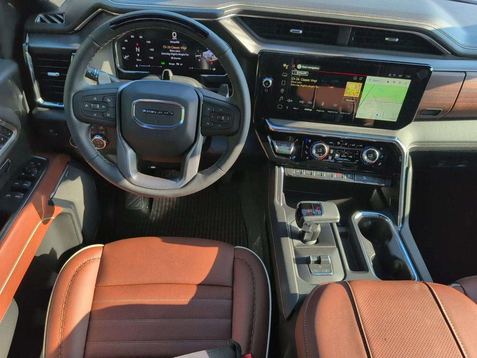 New 2026 Glacier White Tricoat GMC Denali Ultimate image 33