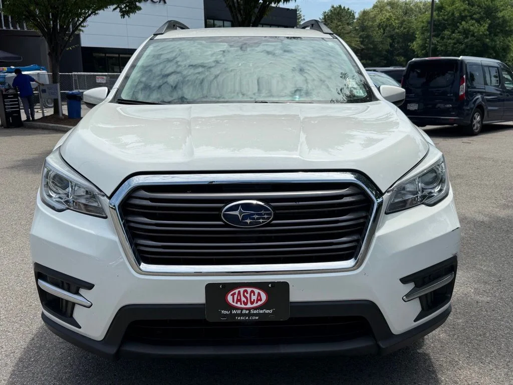 Used 2020 White Subaru Premium image 3