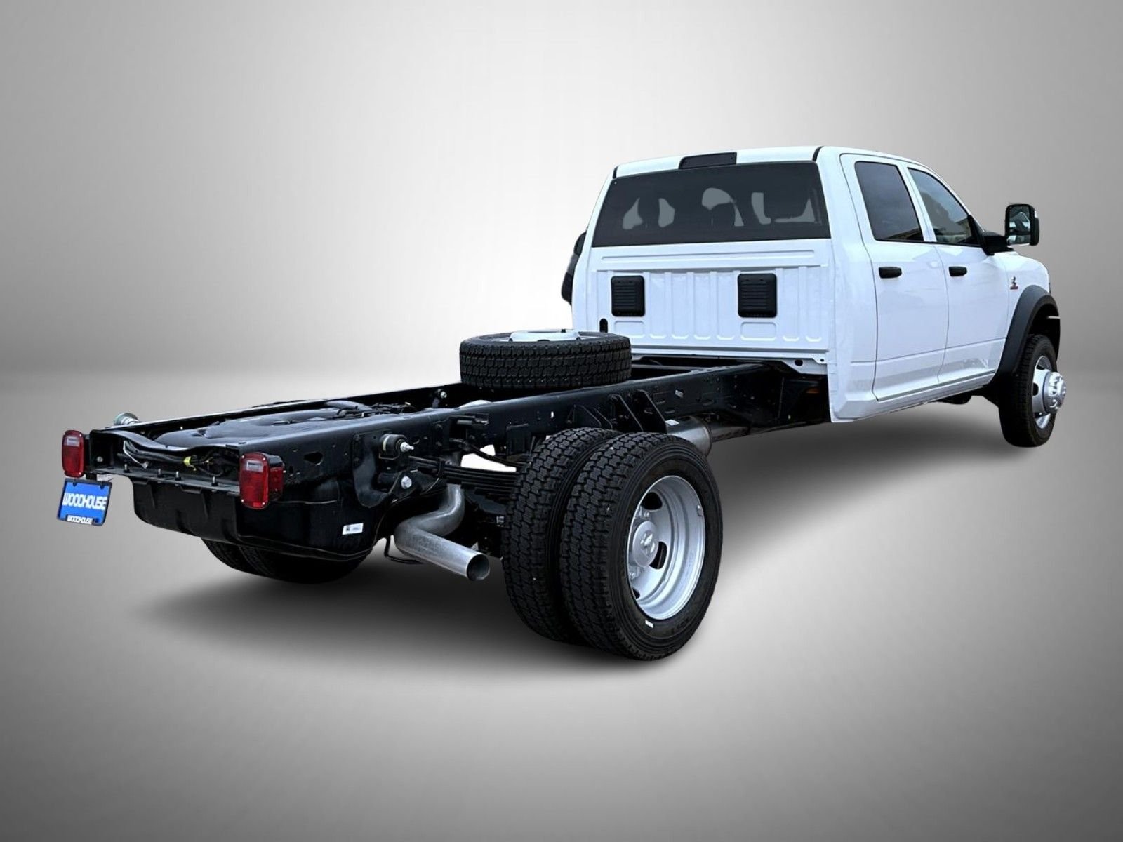 New 2026 Bright White Clear-Coat Exterior Paint RAM Tradesman image 5