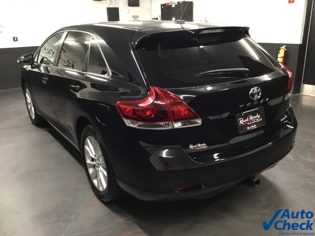 Used 2014 Black Toyota LE image 7