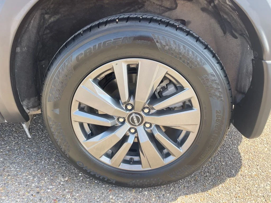 Used 2025 Red Nissan SV image 18