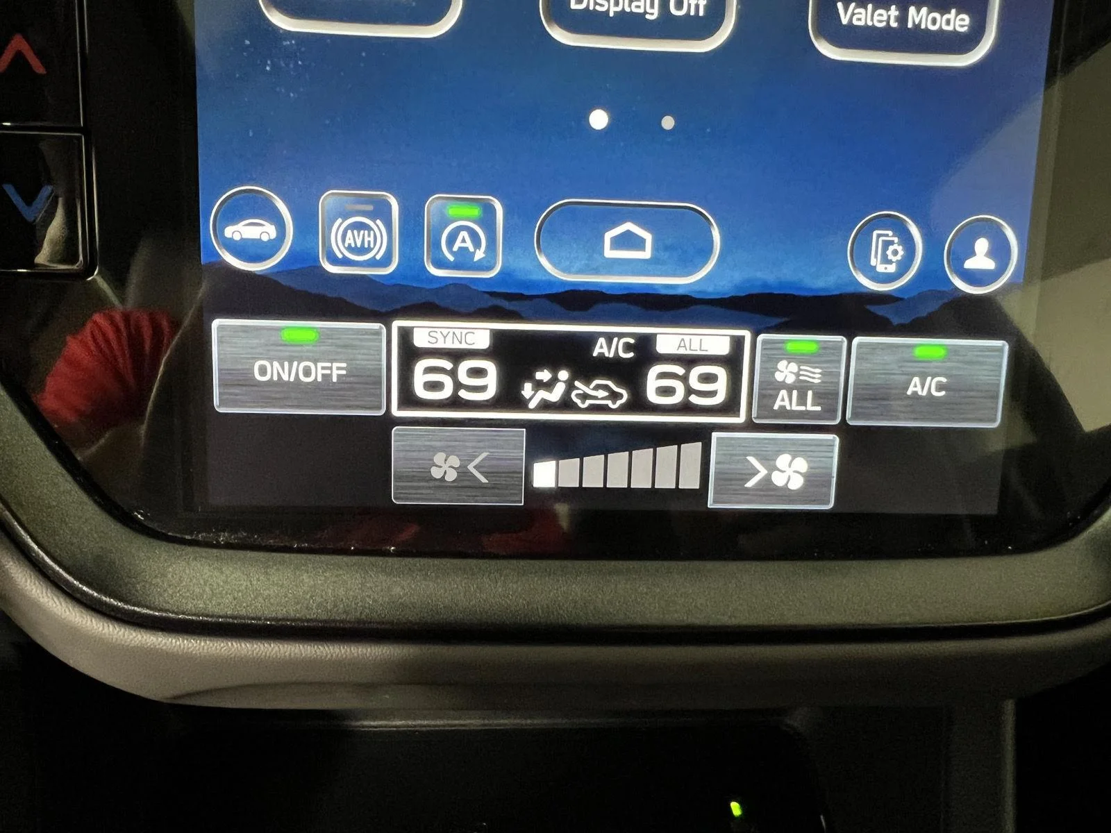 Used 2025 Crystal Black Silica Subaru Limited image 7