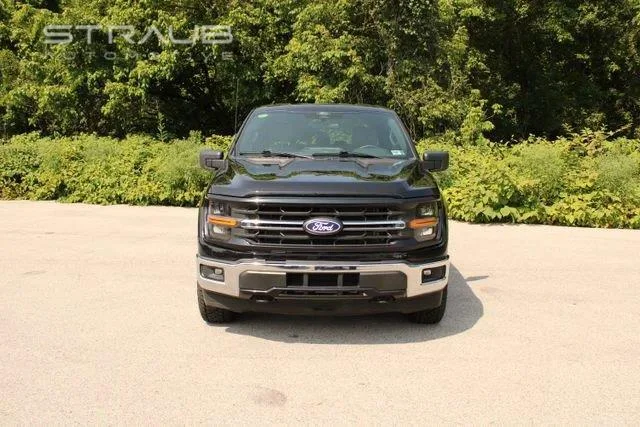 Used 2025 Black Metallic Ford XLT image 3