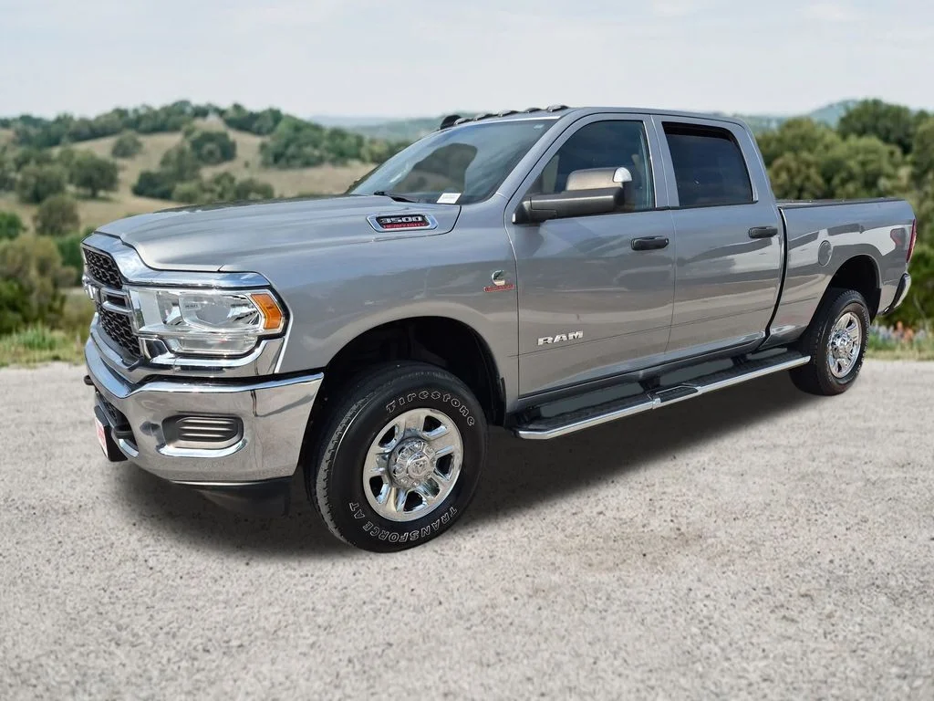 Used 2022 Silver Ram Tradesman image 3