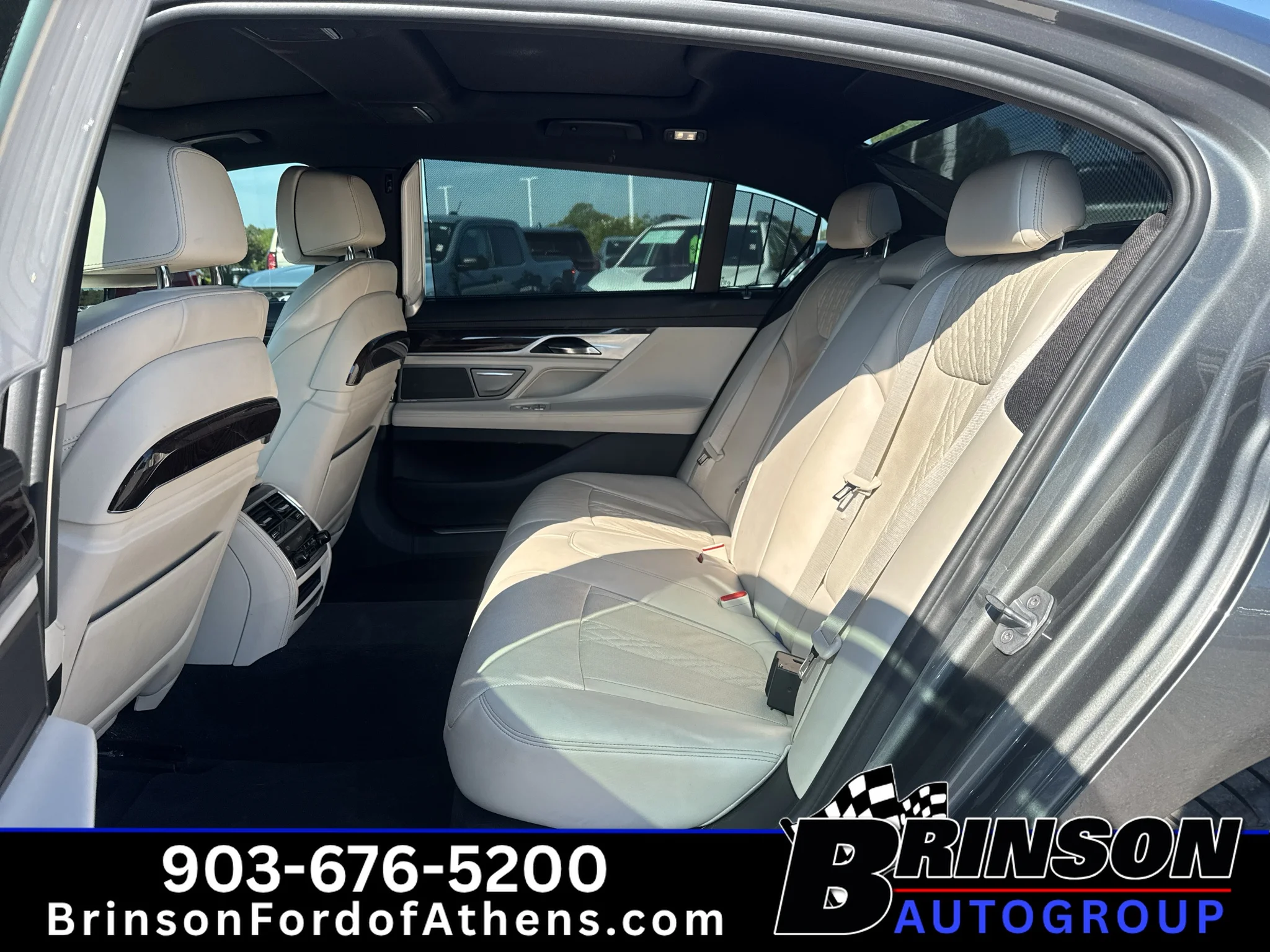 Used 2019 Magellan Gray Metallic BMW 750i image 12
