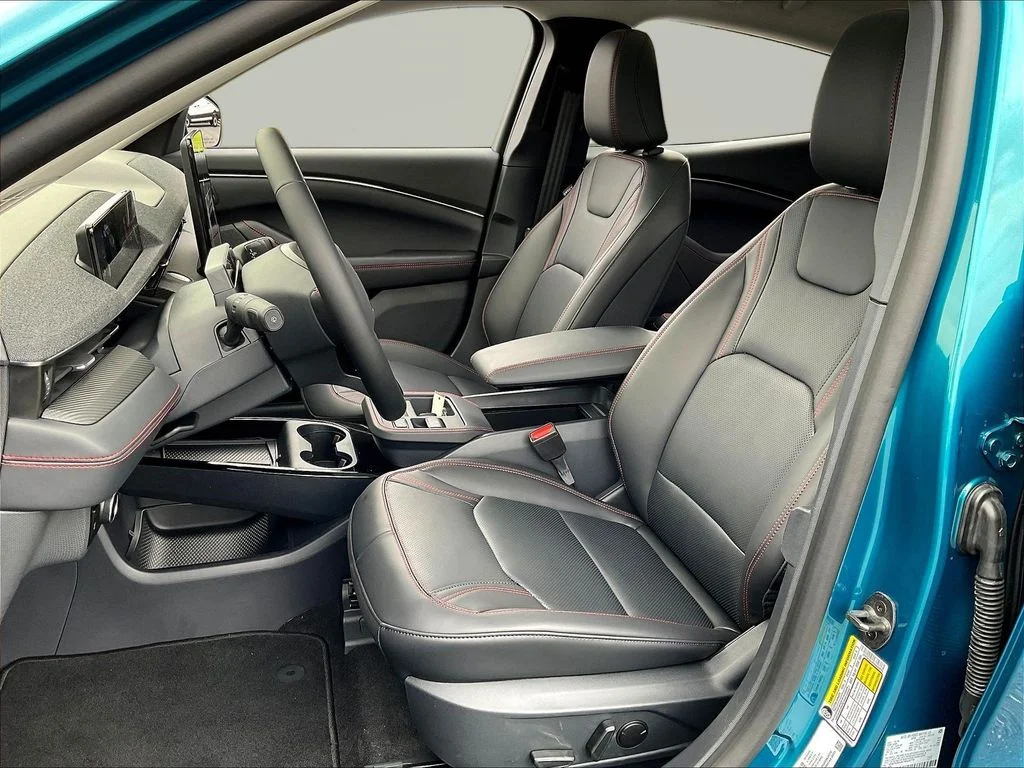 New 2026 Adriatic Blue Metallic Ford Premium image 29