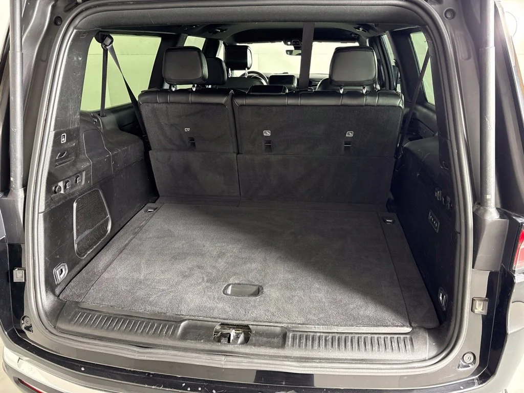 Used 2024 Black Jeep Series II image 23