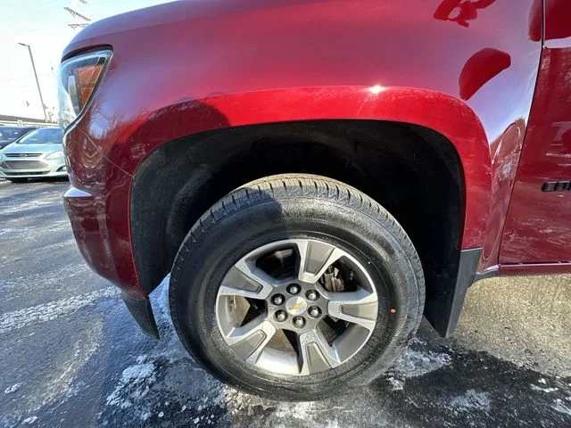 Used 2019 Red Chevrolet Z71 image 20