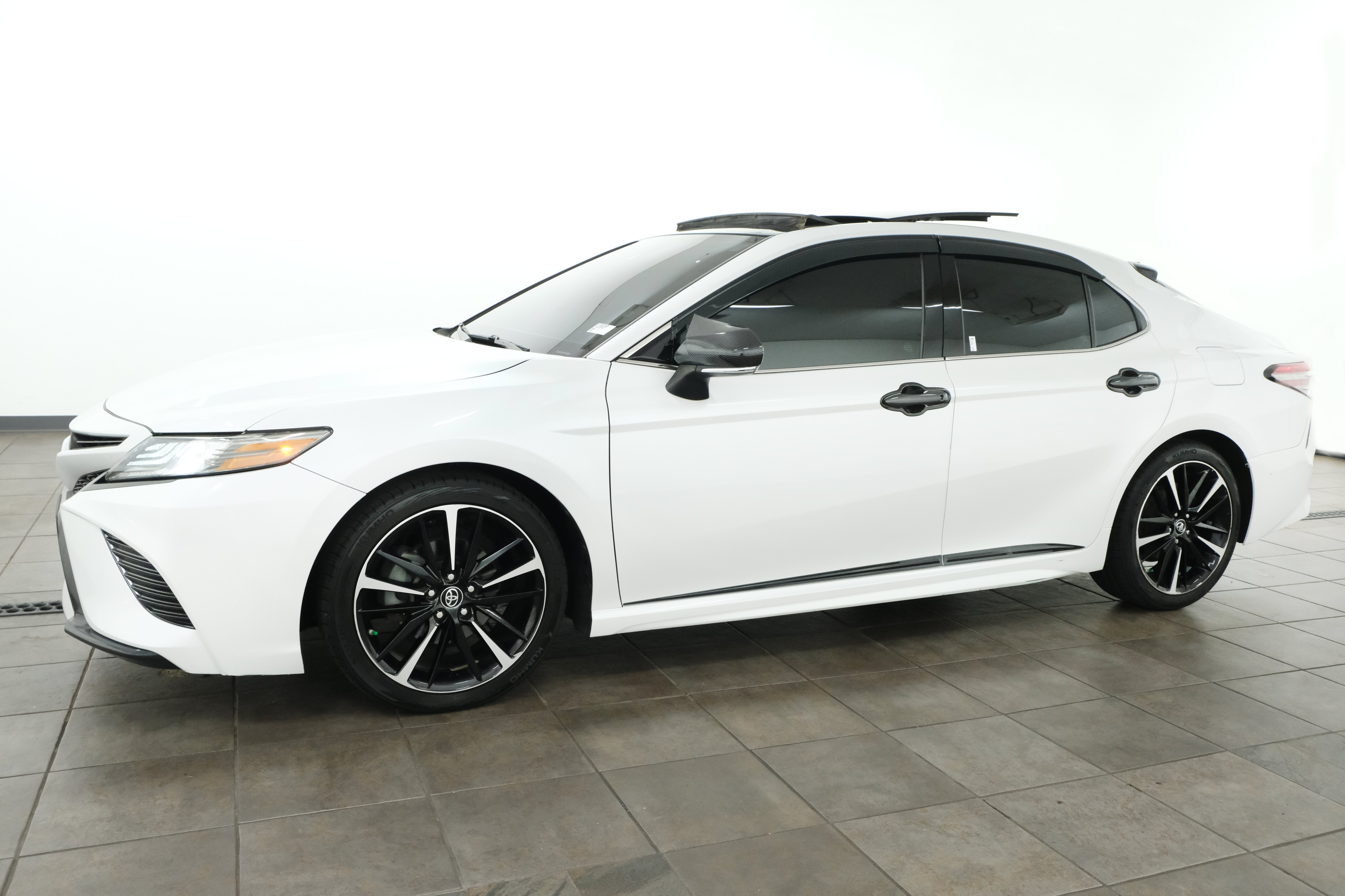 Certified Used 2019 Wind Chill Pearl Toyota XSE image 3