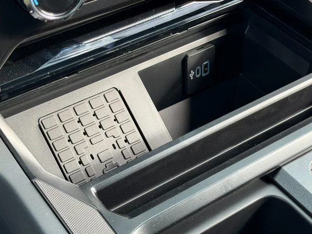 New 2026 Star White Metallic Tri-Coat Ford Lariat image 28