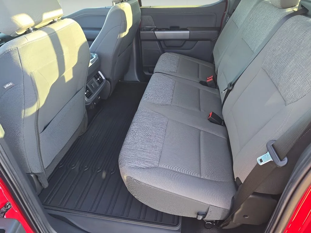 2025 Ford F-150 XLT - Photo 30