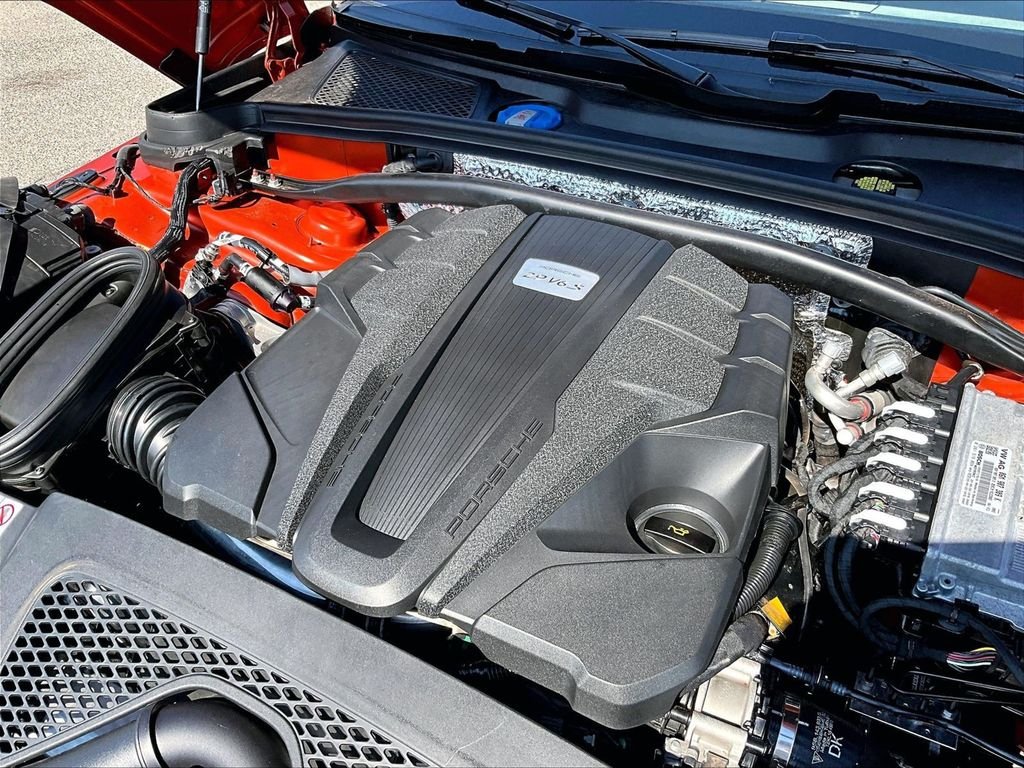 Used 2022  Porsche S image 24