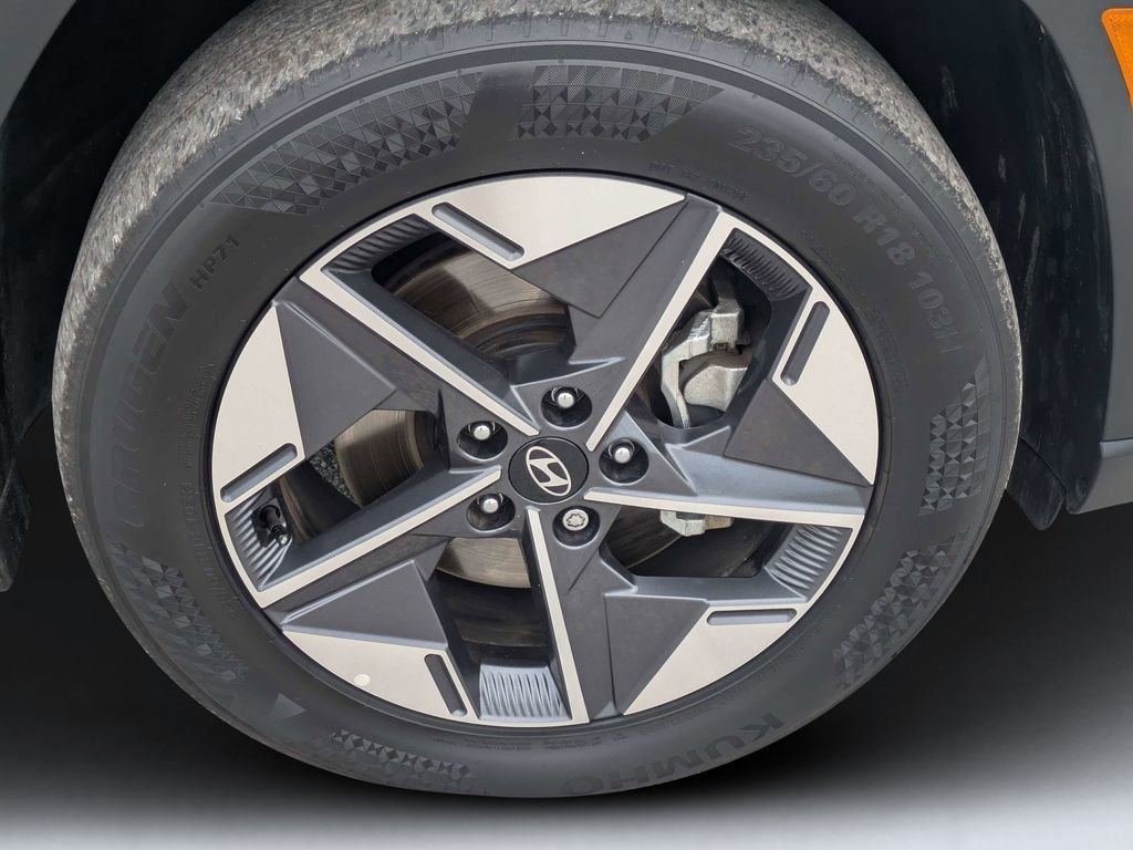 Used 2025 Gray Hyundai SEL image 11