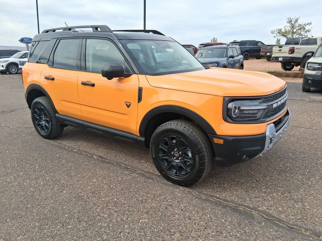 New 2026 Orange Fury Metallic Tri-Coat Ford Badlands® image 7