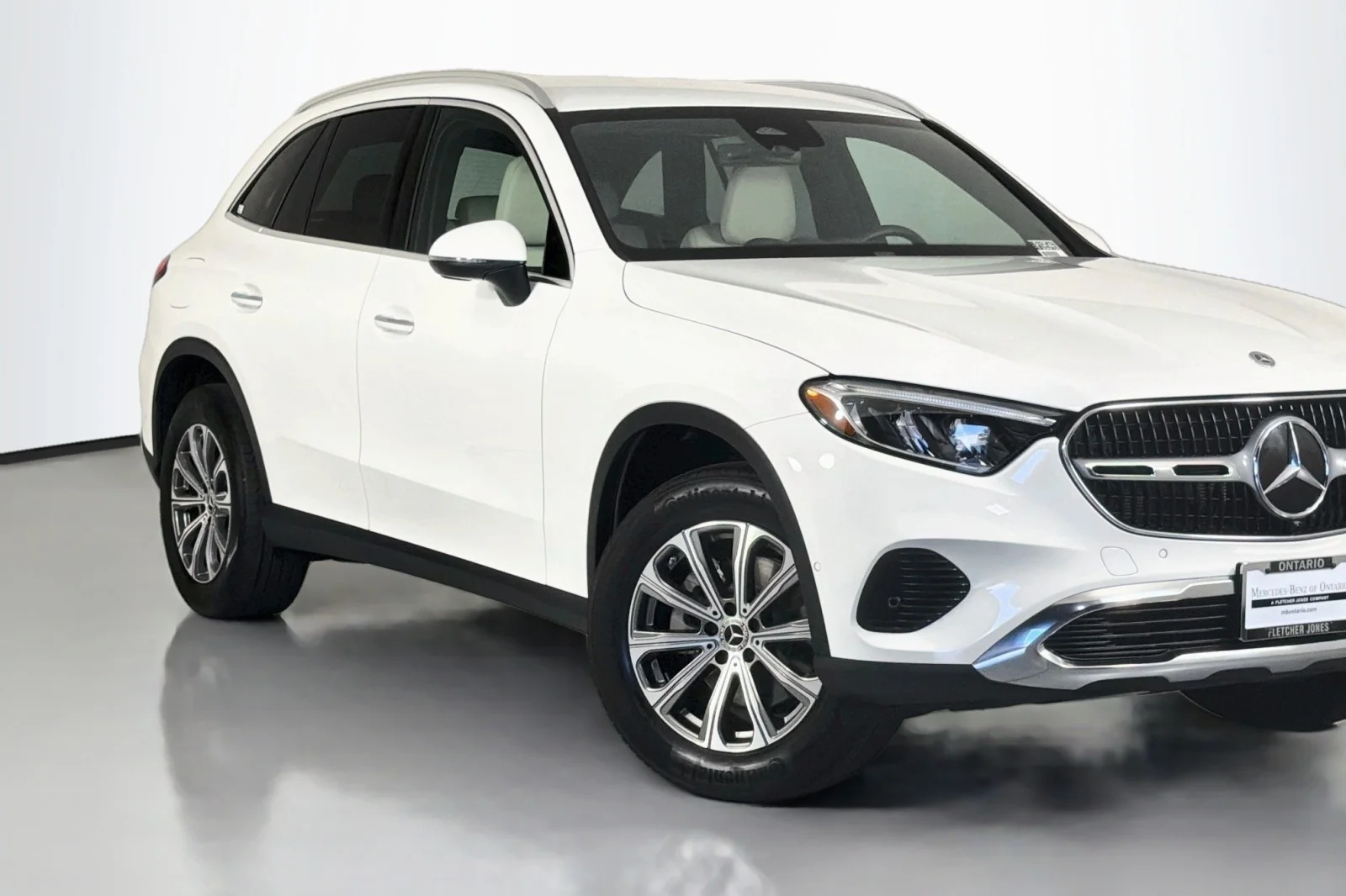 Used 2024 Polar White Mercedes-Benz 300 image 14