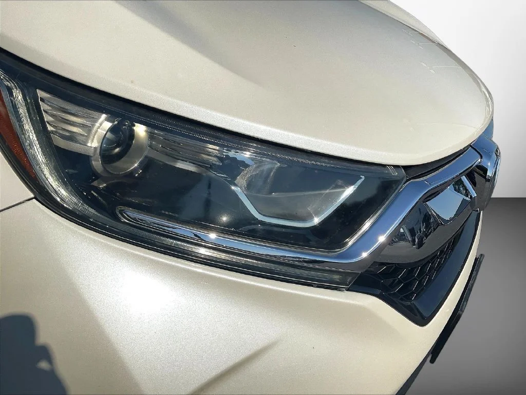 Used 2017  Honda EX-L image 32