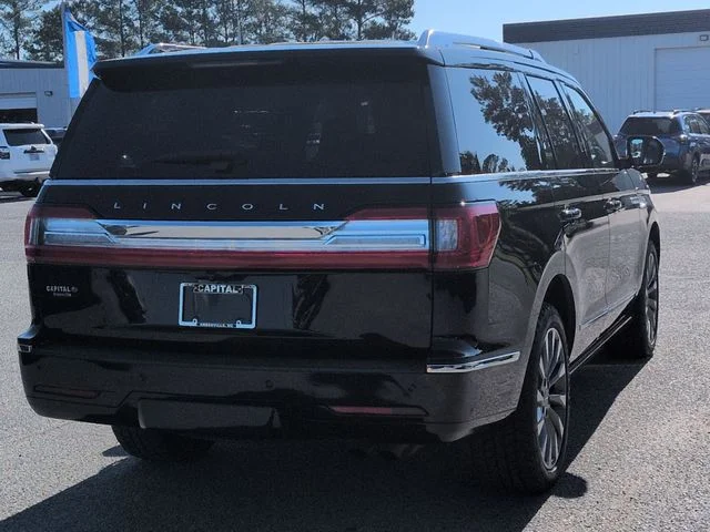 Used 2021 Black Lincoln Reserve image 3