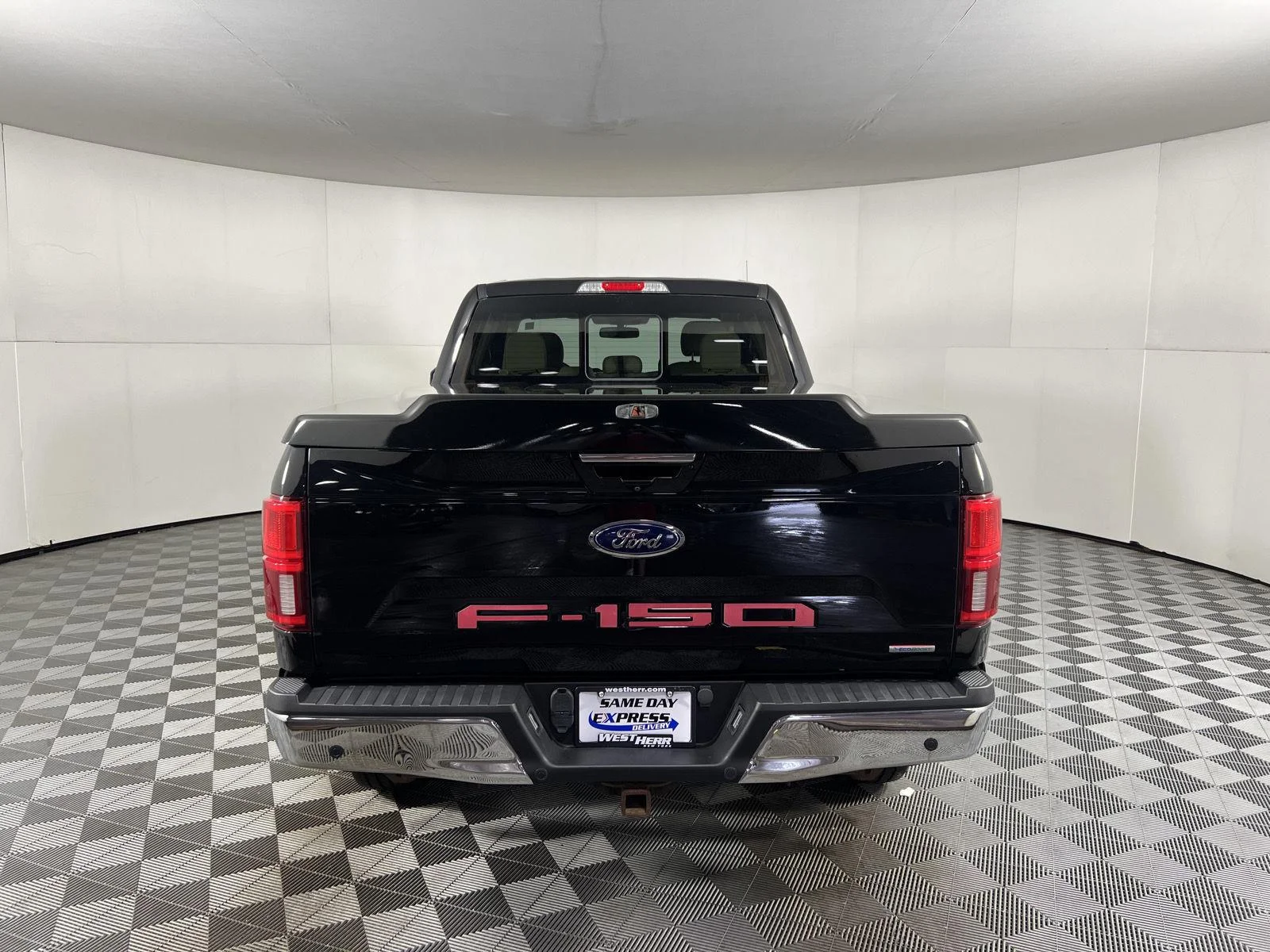 Used 2019 Agate Black Ford LARIAT image 6
