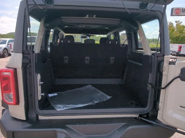 New 2026 Beige Ford Base image 32