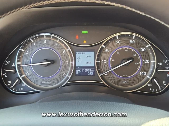 Used 2019 Silver INFINITI LUXE image 25