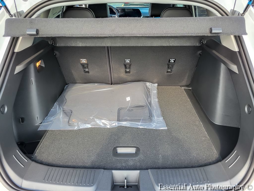 2026 Chevrolet Trax LT - Photo 16
