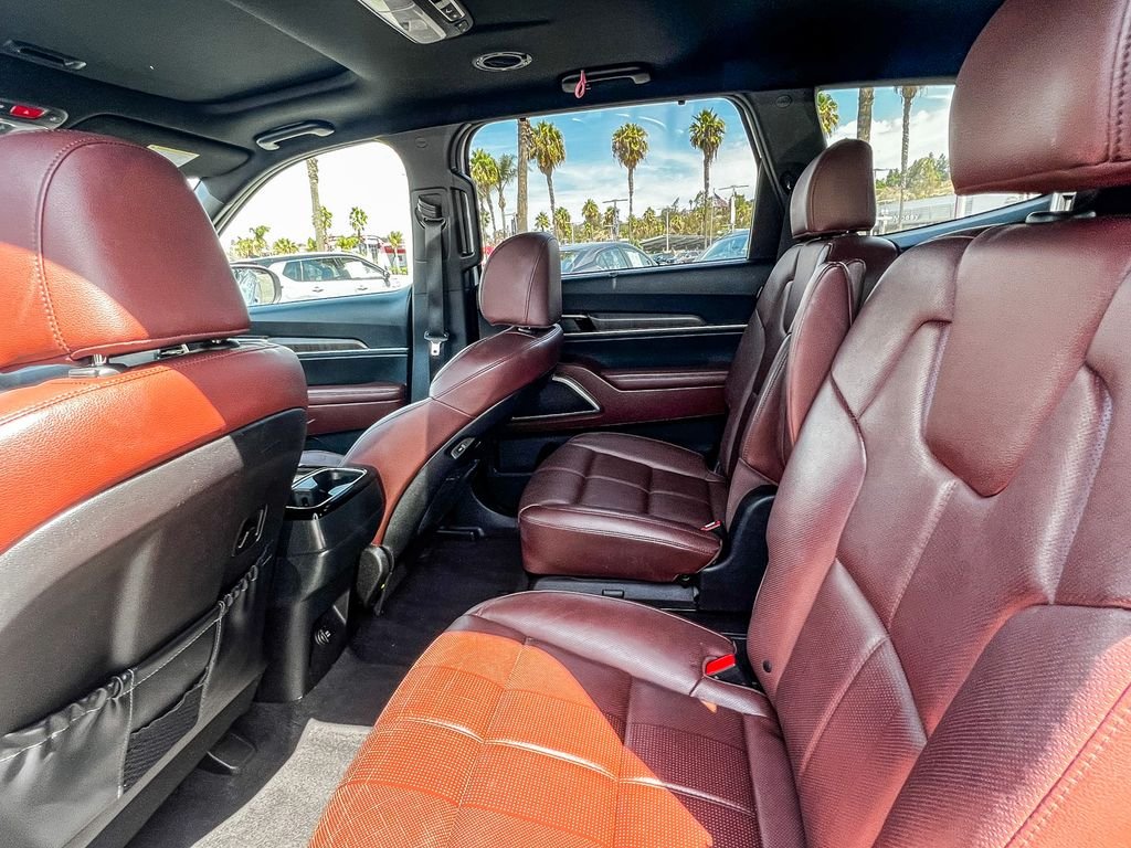 Used 2024 White Kia EX image 17