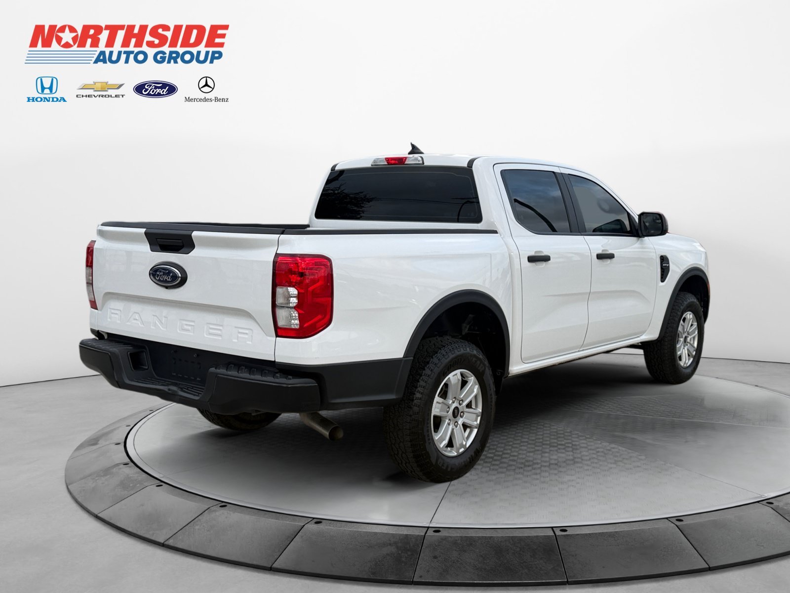 Certified Used 2024 Oxford White Ford XL image 7