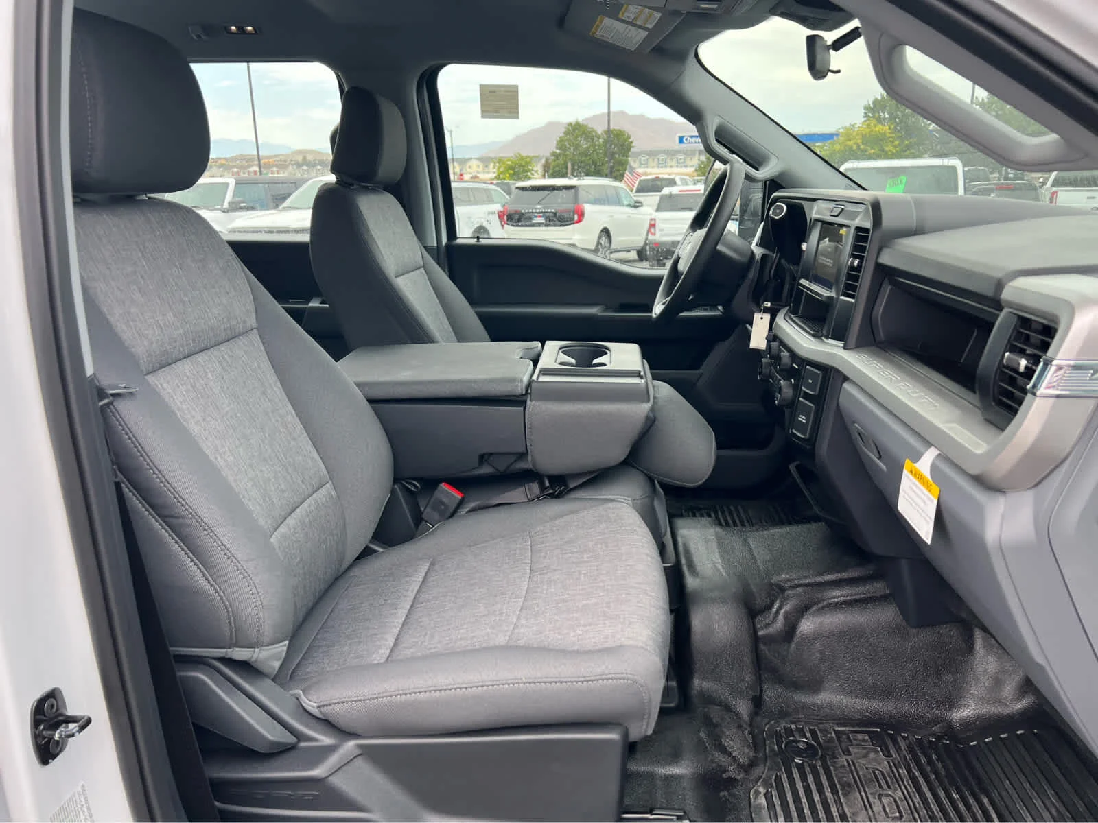 New 2026 Oxford White Ford F-350® XL image 17