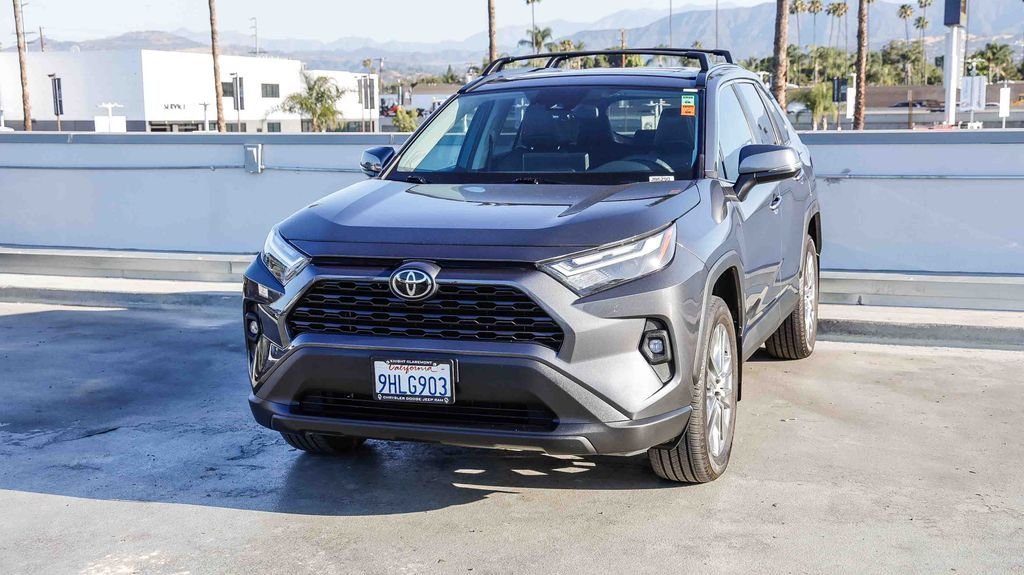 Used 2023 Magnetic Gray Metallic Toyota XLE Premium image 4