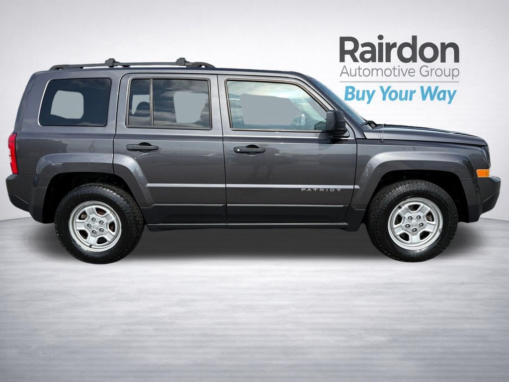 Used 2016 Gray Jeep Sport image 8