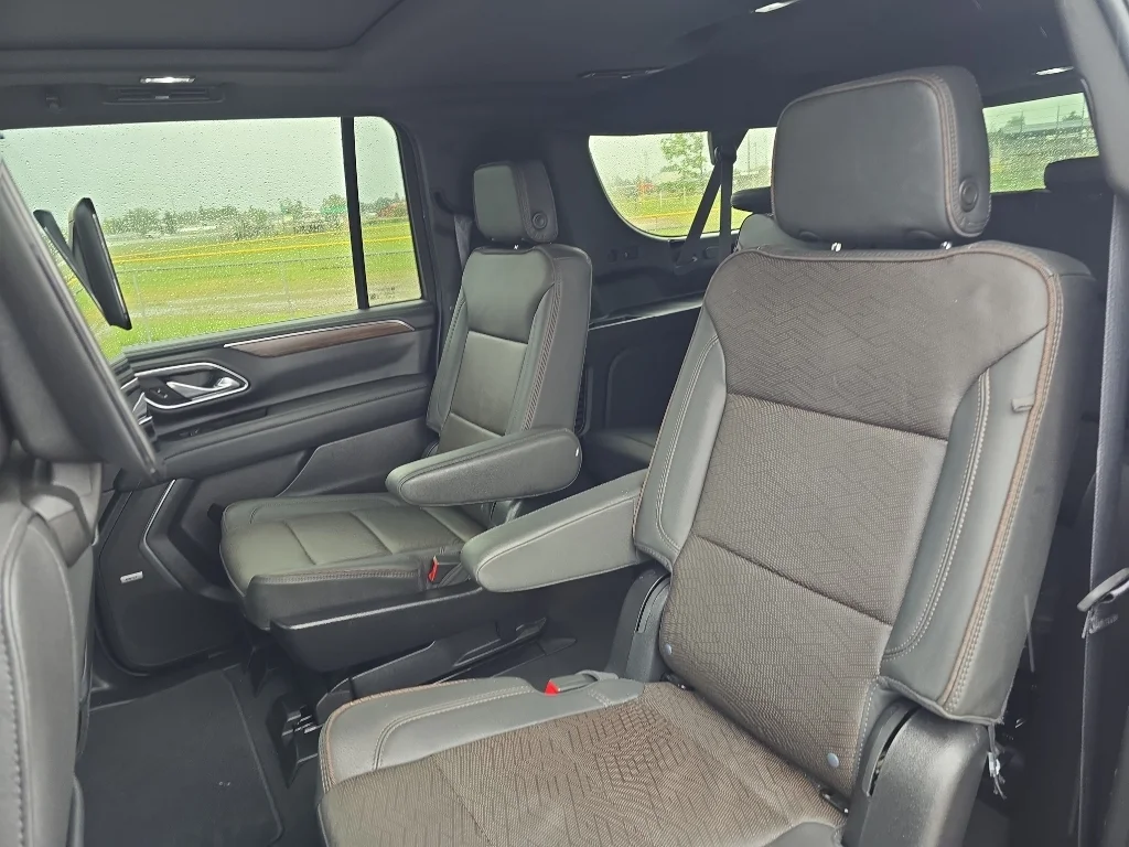 Used 2024 Black Chevrolet High Country image 26