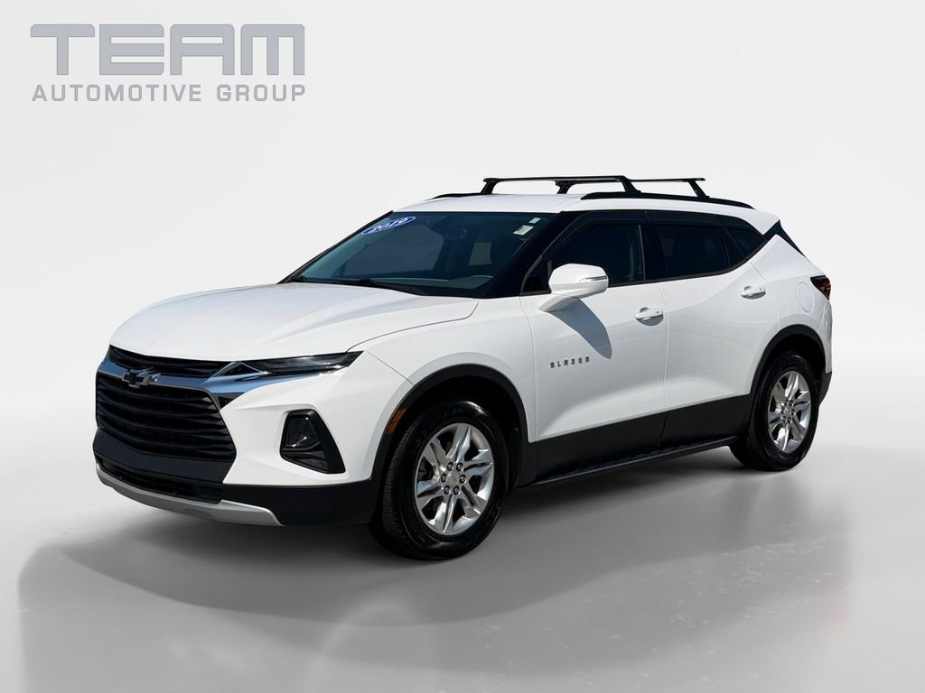 Used 2019 White Chevrolet Base image 3