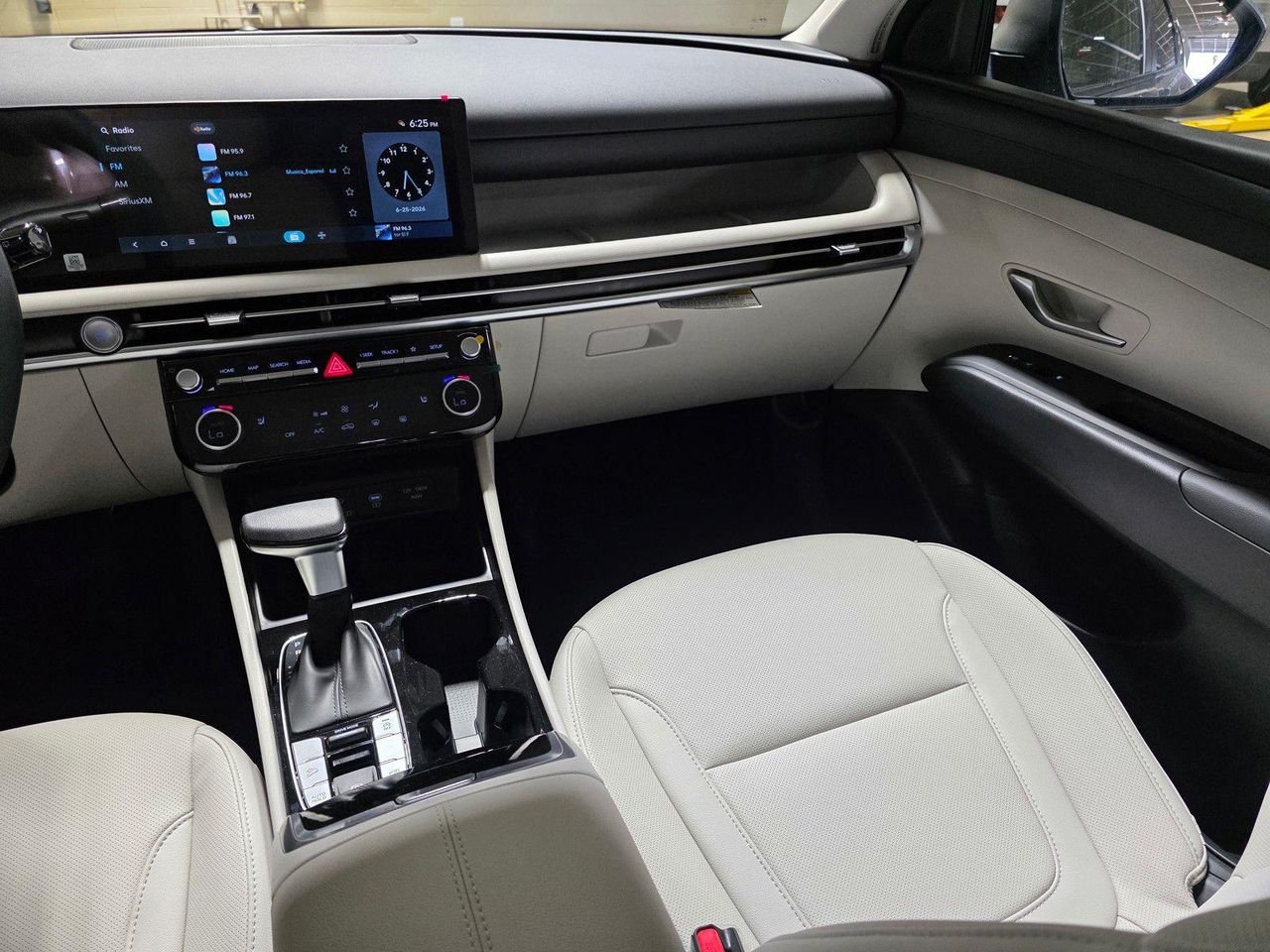 New 2026 Hampton Gray Hyundai SEL Plus FWD image 17