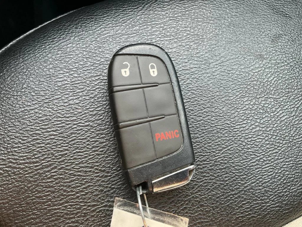 Used 2024 Black Jeep Latitude image 30