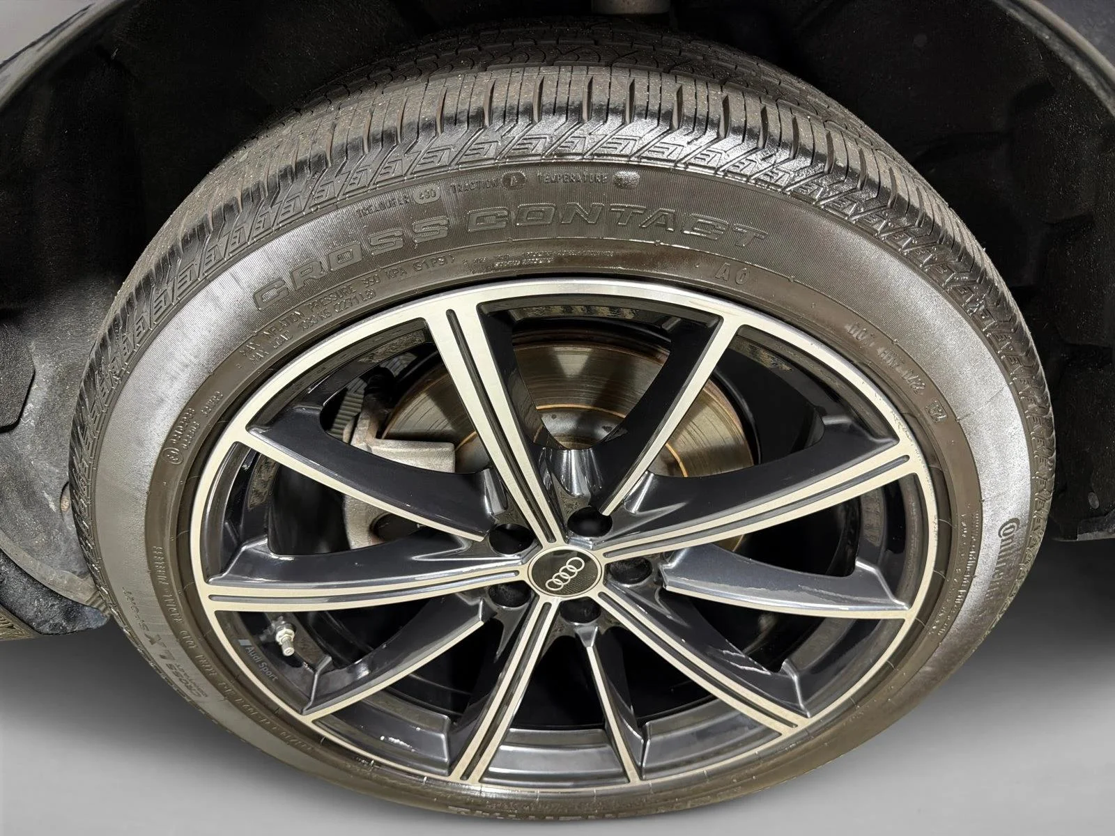 Used 2023 Mythos Black Metal Audi Premium Plus image 22